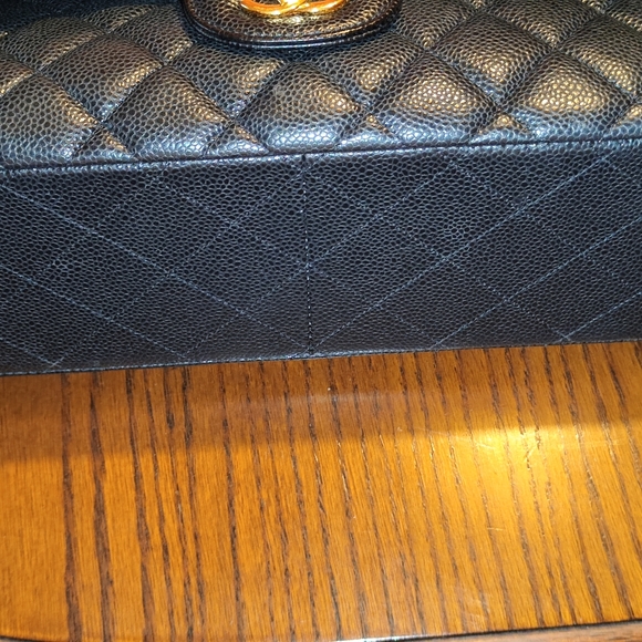 Chanel caviar jumbo double flap - Picture 12 of 17